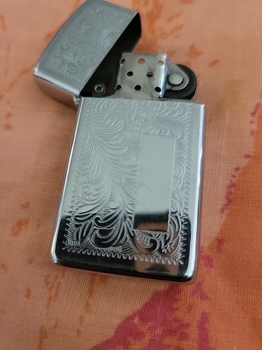 Zippo engraved silver - engraved, tone
