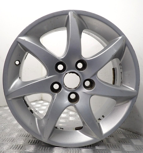 Toyota corolla verso alloy - 16",