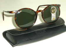 VINTAGE B&L RAY BAN W1720