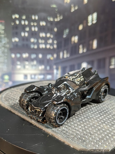 Batman batmobile hot wheels - batman,