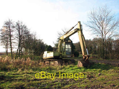 Photo 6x4 parked beside - photo,