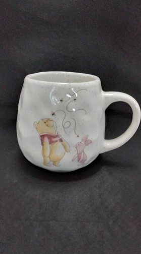 Winnie the pooh and piglet - pooh,