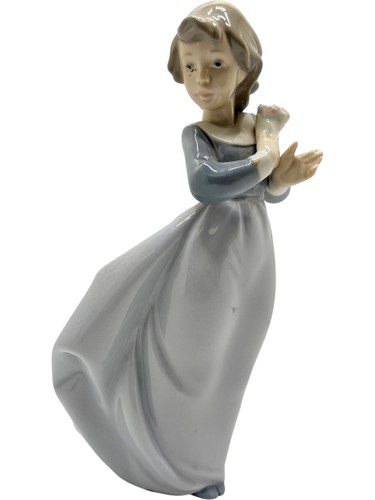 Nao lladro porcelain figurine - nao,