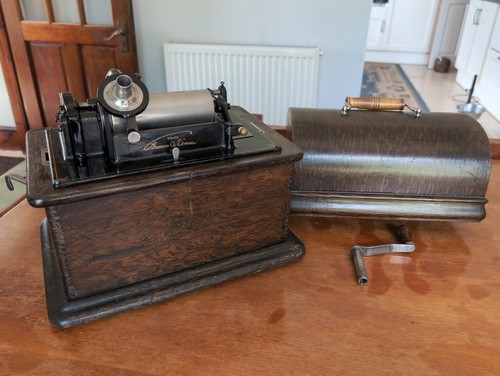 Thomas edison phonograph with - edison,