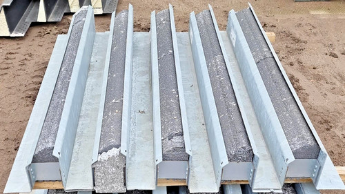 Birtley steel lintel 110 - st,