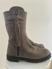 Penelope Chilvers Midcalf