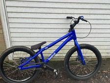 Inspired Flow 22” XP Street