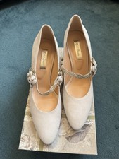 Rachel Simpson Myrtle Ivory