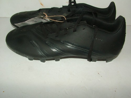 Bnwt adidas predator club - bnwt, fg
