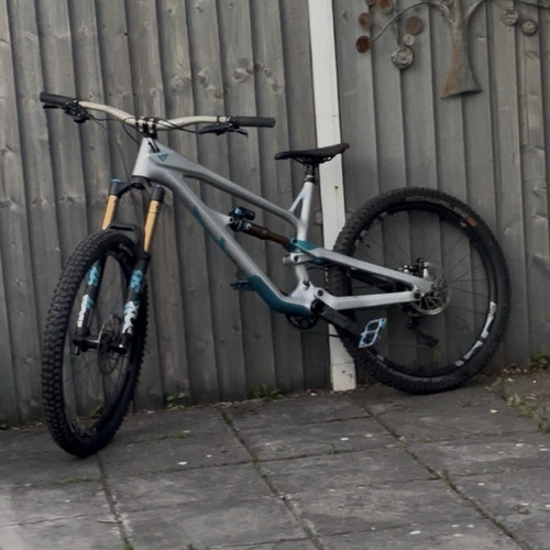 Jeffsy pro race 2020 - yt, carbon