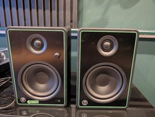 Mackie CR5-XBT Studio Monitors