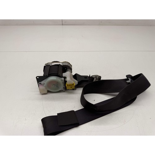 Honda civic seat belt front
