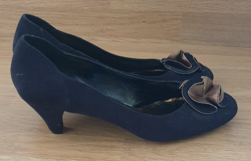 Monsoon shoes size - ,