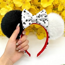 Disney` Park Cruella Devil