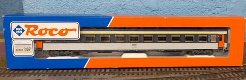 Roco 45110 sncf corail a11u - corail,