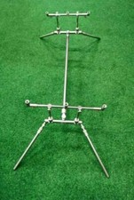 Solar Tackle Worldwide Pod 1. SERIES TOP MODEL + 3-Rod BuzzBars Carp Fishing