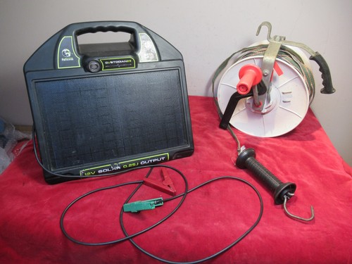 Mole valley custodian - 25, solar