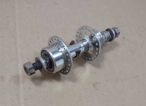 Raleigh bike rear hub - rear, road