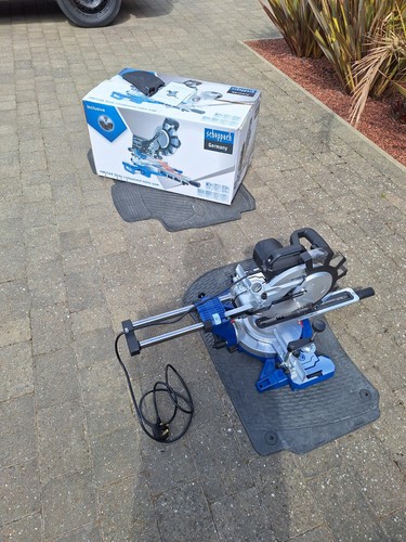 Large compound mitre - mitre, saw