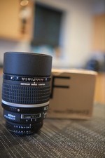 Nikon AF DC-Nikkor 135mm F/2