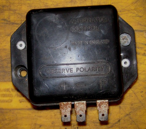 Daimler 250 alternator - daimler,