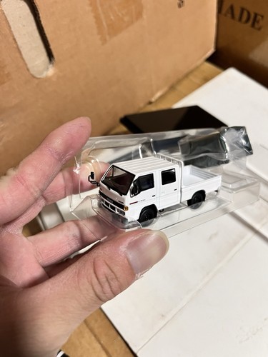 Scale model isuzu nhr - scale,