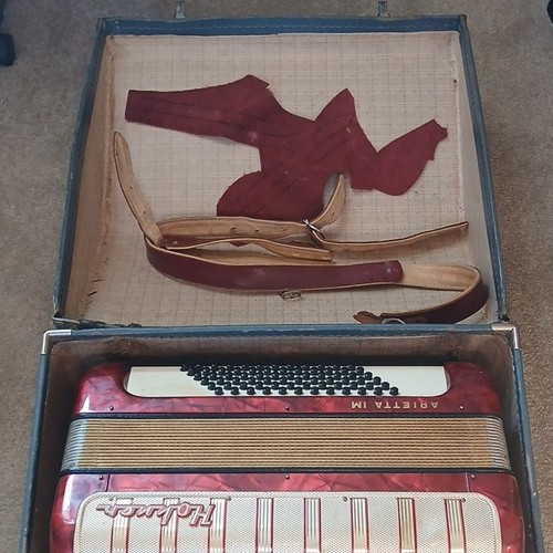 Hohner arietta small - arietta, button