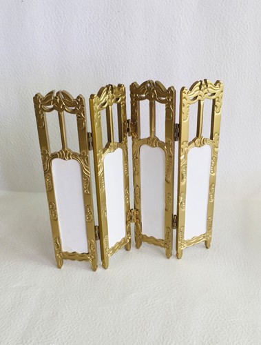 Dolls house scale - dolls,