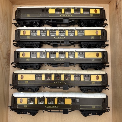 Triang hornby r228 r328 rake - r228,