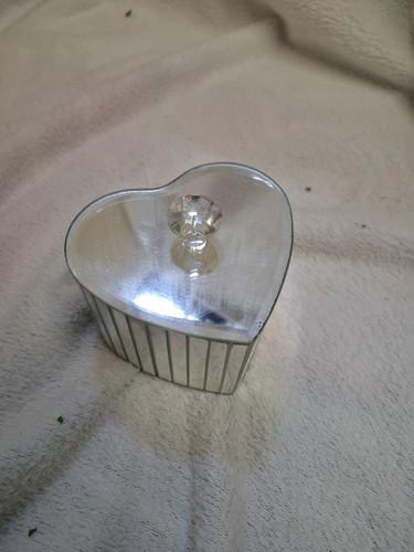 Small heart shaped trinket - small,