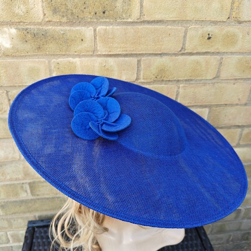 Royal blue flower - blue,