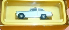 Vanguards Triumph Herald 1:43