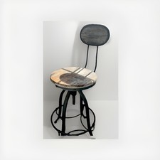 Rustic Wooden Rush Seats