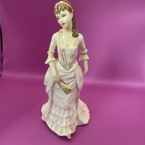 Royal doulton lady figurine - royal,