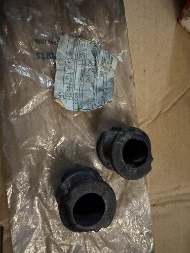 Nos genuine audi 811411327b - audi,