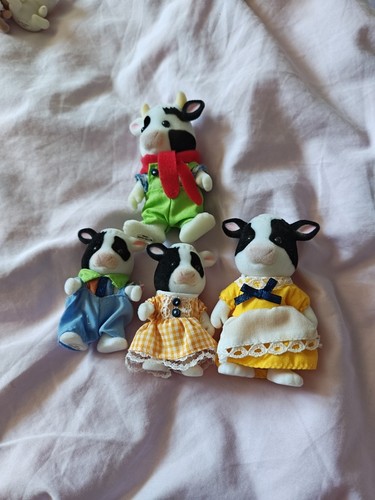 Sylvanian families buttercup - families,