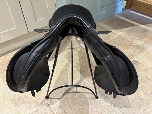 Ideal gp saddle black - 17.5”,