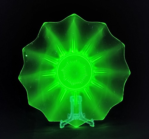 Vintage art deco green uranium - vintage,