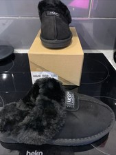 Women’s Ugg Slippers Size 4