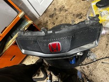 Honda Civic MK8 FN2 2006-2011 Type-R Upper Centre Front grill 