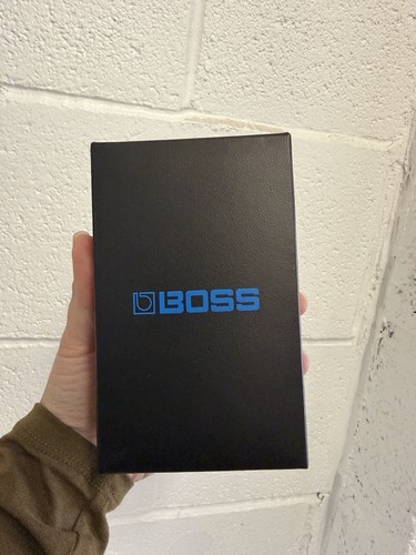 Boss distortion pedal - ds-1,