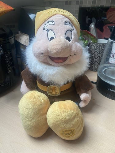 Disney happy dwarf plush - happy,