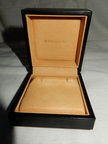 Bvlgari empty display - bvlgari, black
