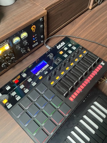 Akai usb pad controller - akai,