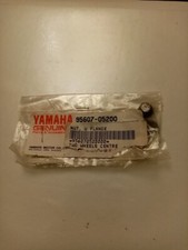 YAMAHA Nut, S/l Flange, 95607-05200 OEM FZS1000FAZER TDM900 XT660Z TW125 XT660X