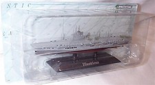 Illustrious Aircraft Carrier on display Plinth 1:1250 Scale new in pack KZ08