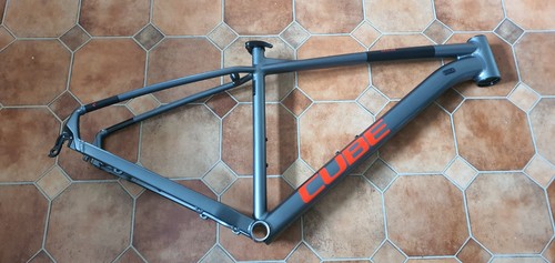 Large cube analog hpa - 18.5",