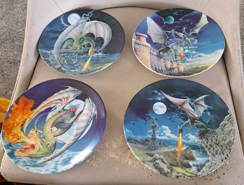 Royal worcester danbury mint - worcester,