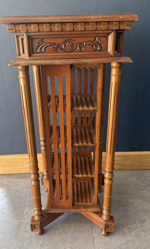 Vintage wooden rotating - wooden, cd