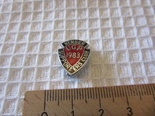 ULSTER GRAND PRIX SUPPORTERS CLUB MEMBER 1983 VINTAGE PIN BADGE   (# 84)